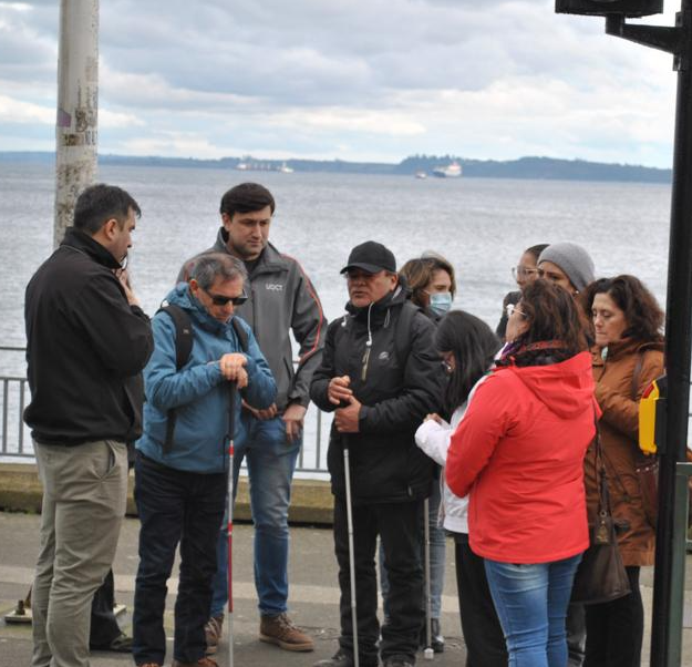 UOCT junto a Municipio ponen en marcha primeras botoneras acústicas de Puerto Montt