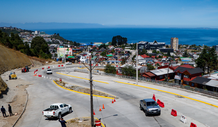 Puerto Montt: condiciones de tránsito en Av. Ejército por obras de mejoramiento vial.
